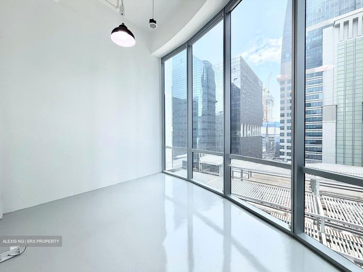 Oxley Tower (D1), Office #626846931